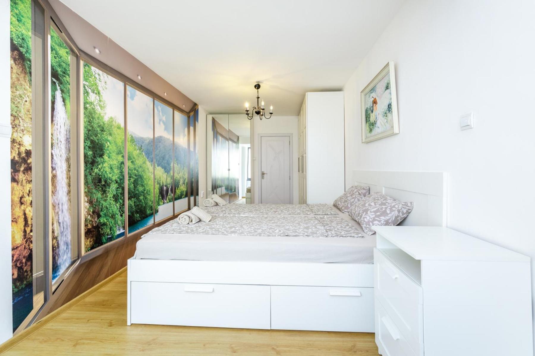 The White Apartment - Free Parking София Экстерьер фото