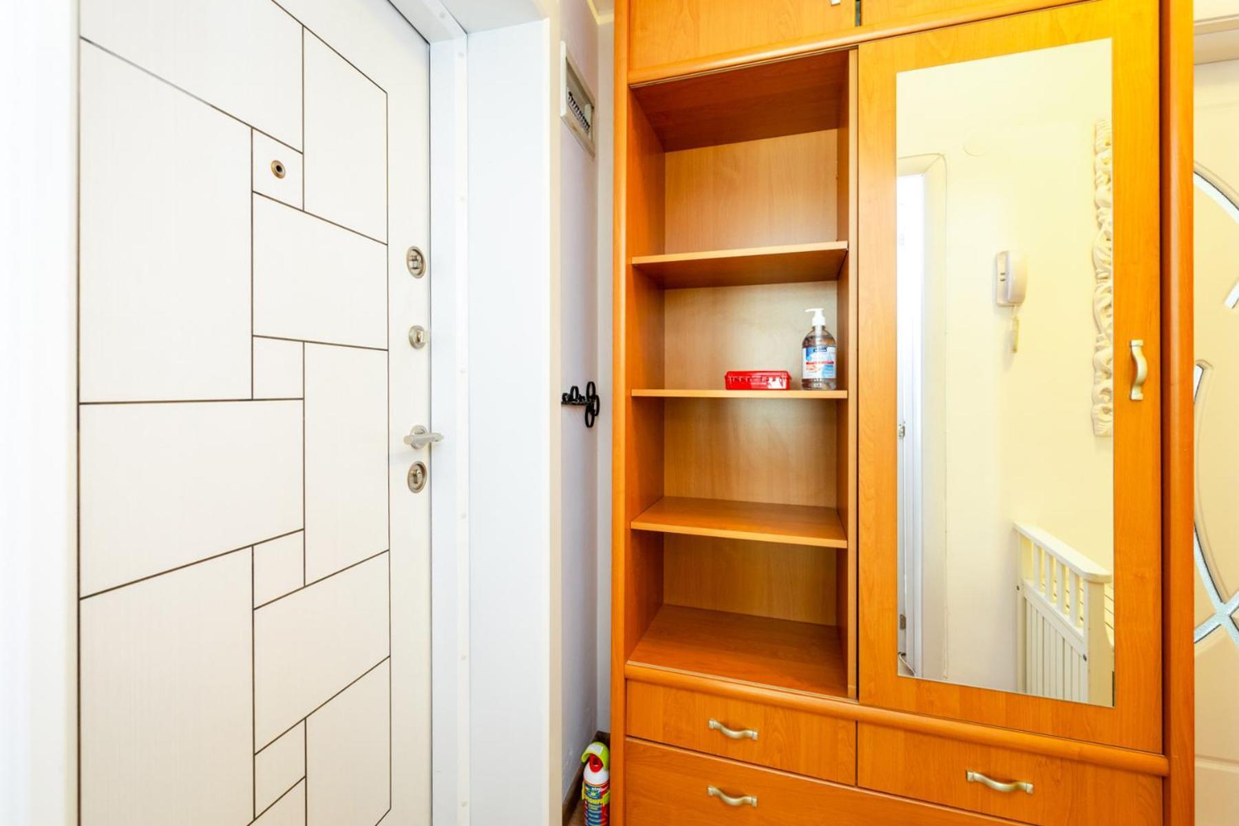 The White Apartment - Free Parking София Экстерьер фото